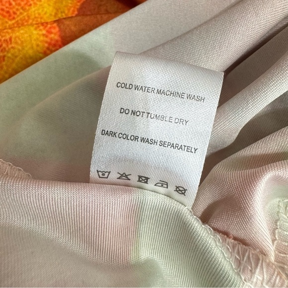 Lily by Firmiana Bright Leaf Pattern 3/4 Sleeve Tunic Top - Picture 7 of 7